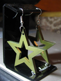: Gold star